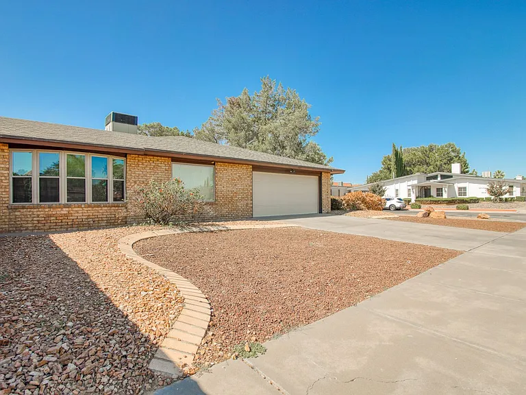 1716 Tommy Aaron Dr — Photo 4