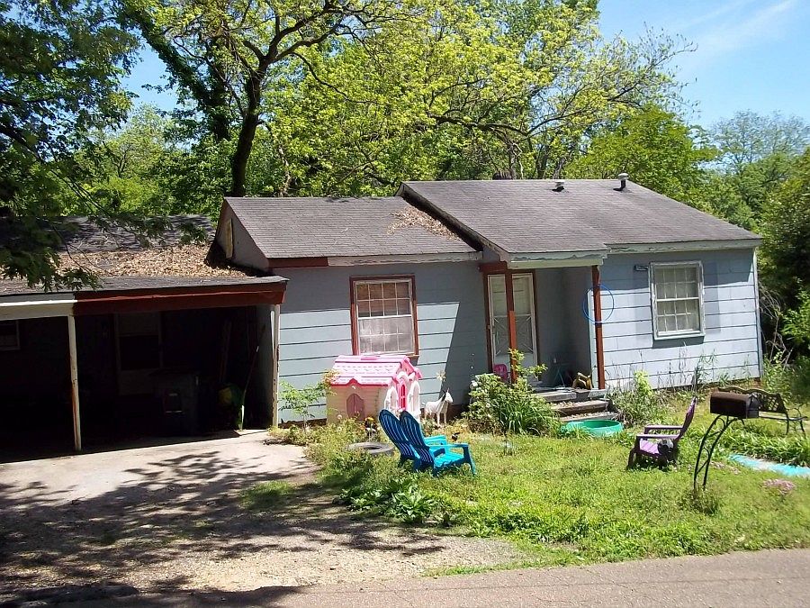 1st image of 111 Churchill Dr