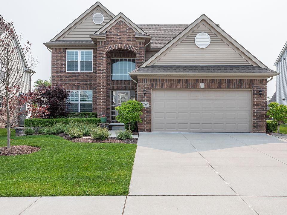 1st image of 28466 Oakmonte Cir E