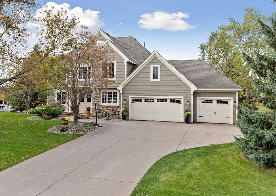 1st image of 3512 Crestmoor Dr