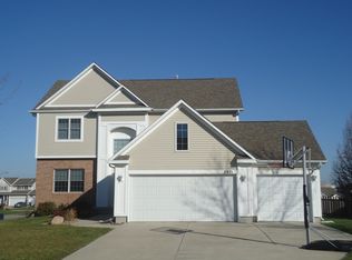 3921 125th St, Urbandale, IA 50323