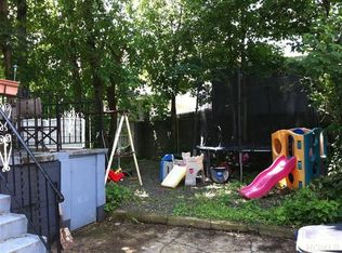 729 Clarence Ave, Bronx, NY 10465