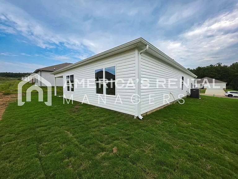 10312 Squires Way — Photo 44
