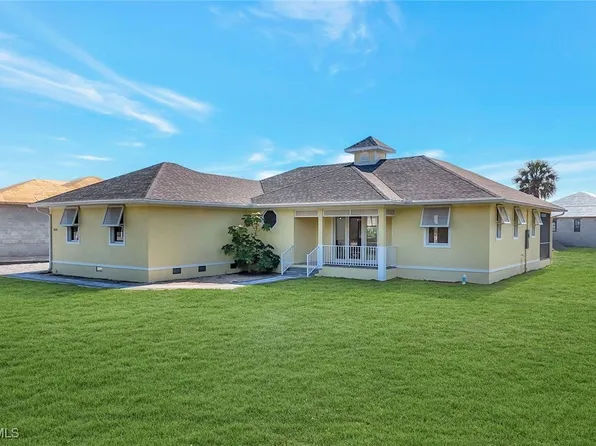 3551 Heron Landing Circle St, James City, FL 33956