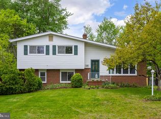 1113 W Valleybrook Rd, Cherry Hill, NJ 08034