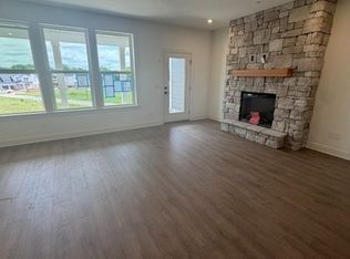 5616 Redcliffe Aly, Thompsons Station, TN 37179