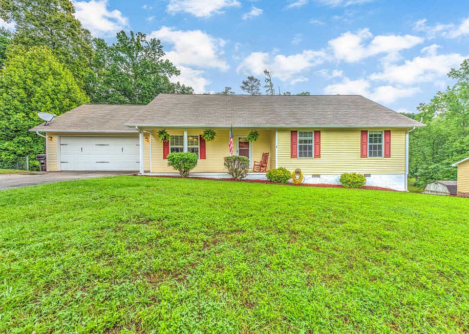 1st image of 285 Whitney Dr