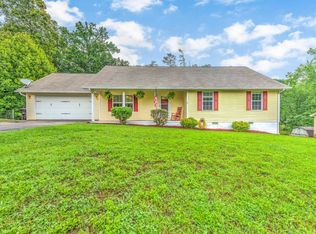 285 Whitney Dr, Lenoir City, TN 37772