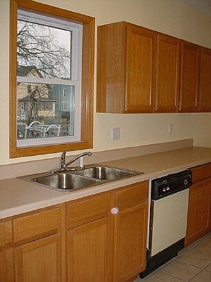 2nd image of 514 W Lincoln St