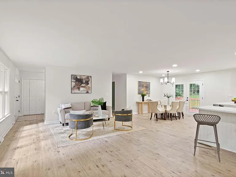 14863 Prestige Dr — Photo 14