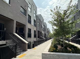 349 Wheat Boom Dr #203, Oakville, ON L6H 0V1