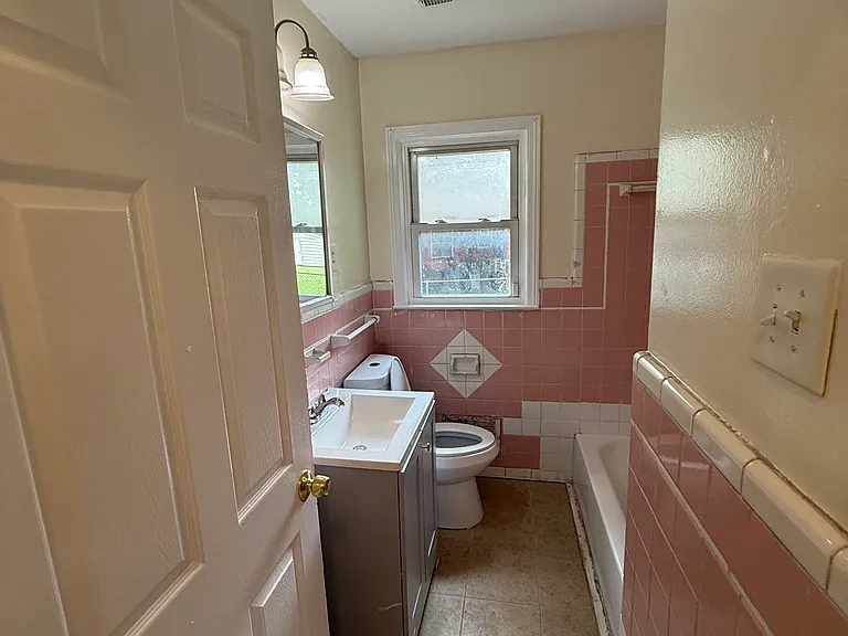 1838 Woodburn Dr — Photo 18