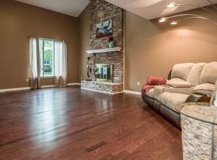 14606 Craig Ave, Grandview, MO 64030