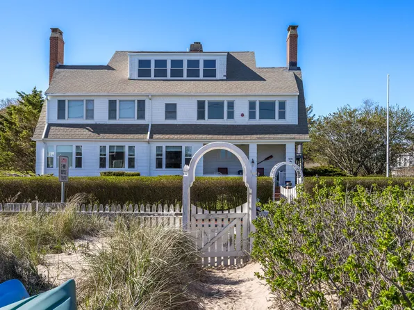 616 Commercial Street Unit 15, Provincetown, MA 02657