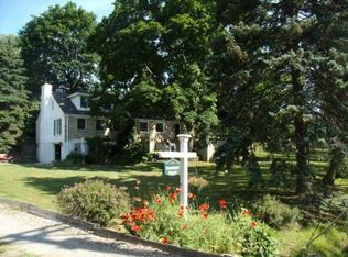245 Hutchman Rd, Mars, PA 16046