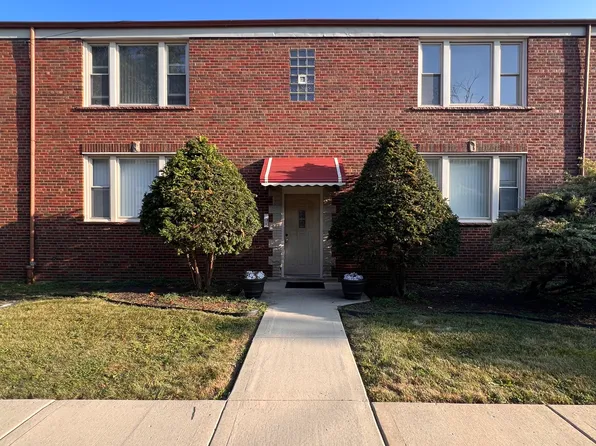 9121 S Bishop St #1F, Chicago, IL 60620