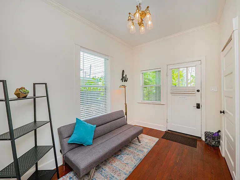 1159A Navasota St — Photo 2