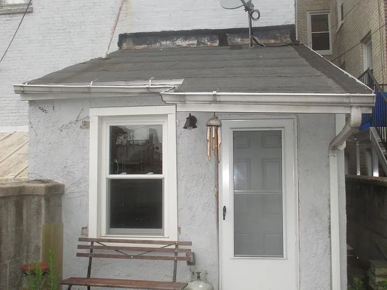 1911 E Pratt St — Photo 20
