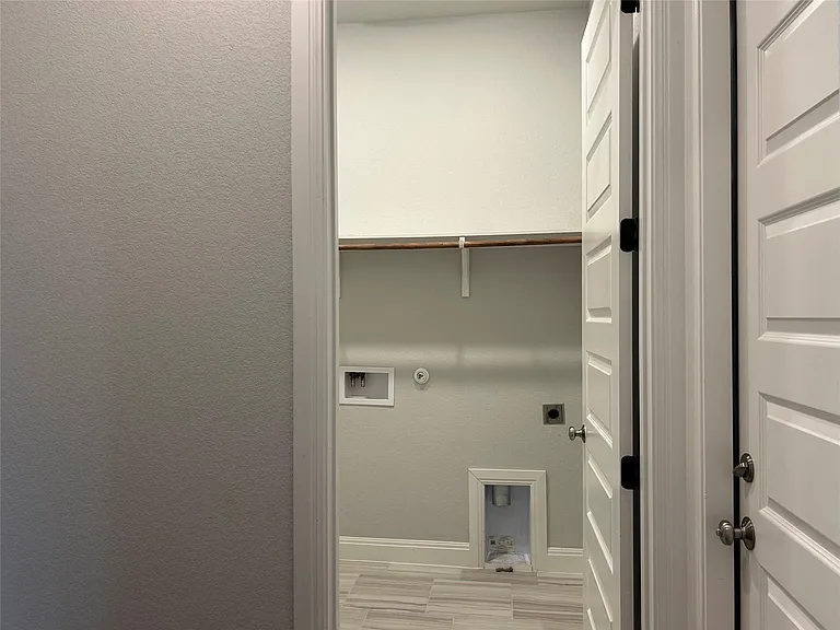 148 Kellogg Ln — Photo 30