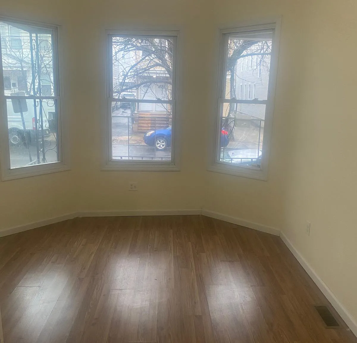 746 S 16th St — Photo 3