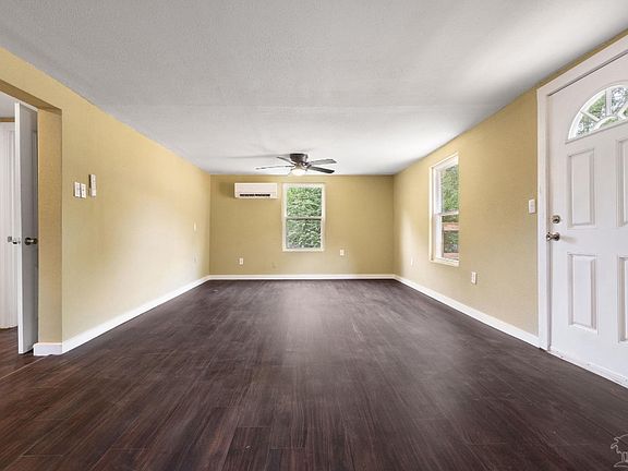 5th image of 607 W Hannah St