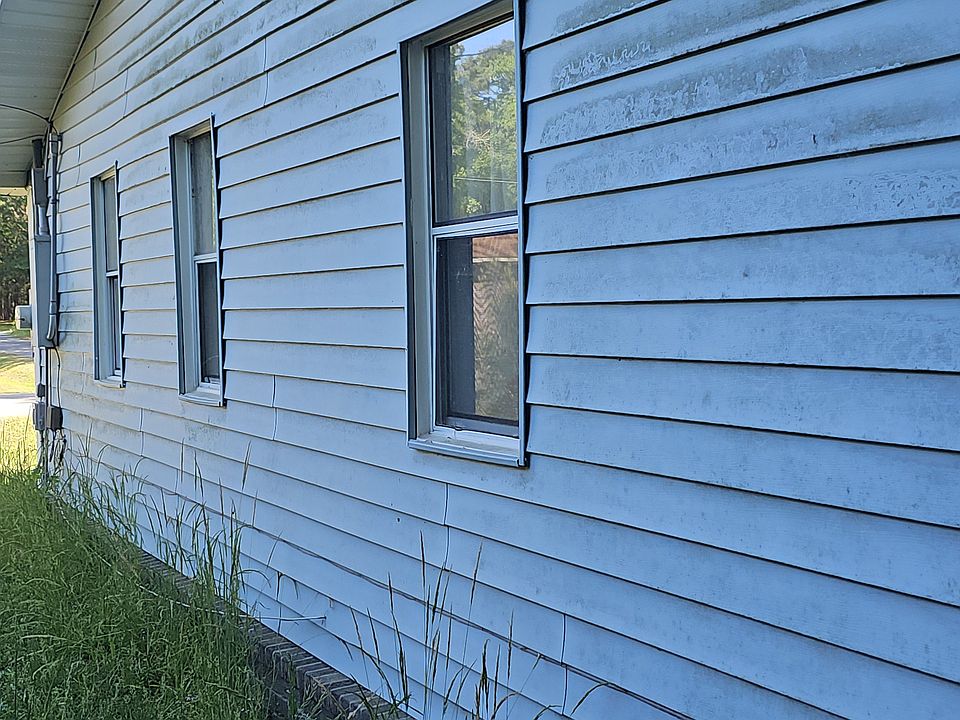 2nd image of 495 Annie Village Rd