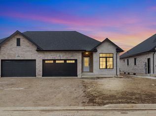 160 McLellan Ave #B, Amherstburg, ON N9V 4C5