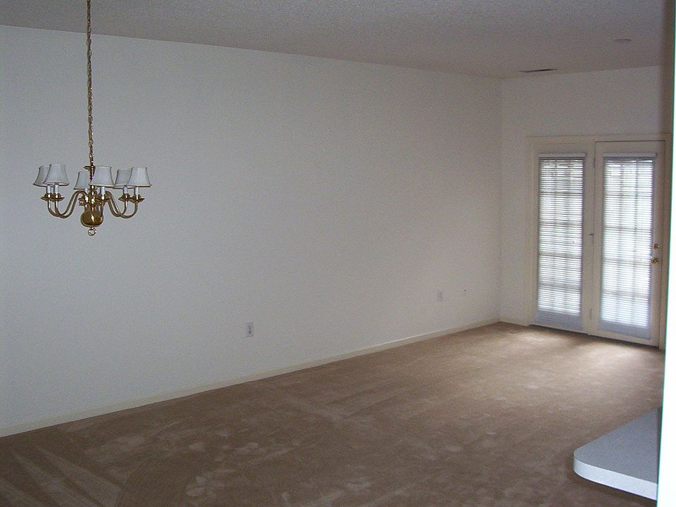 2nd image of 1600 Sturdivant Dr APT 20