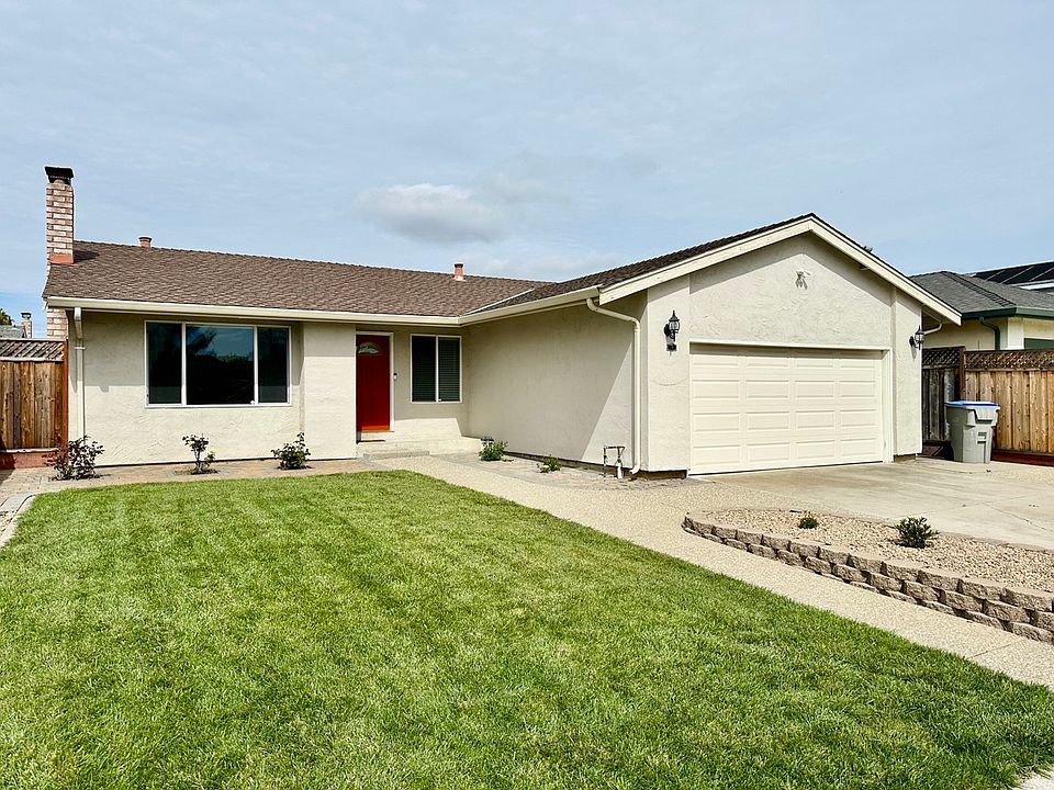 1st image of 71 Grandwell Way