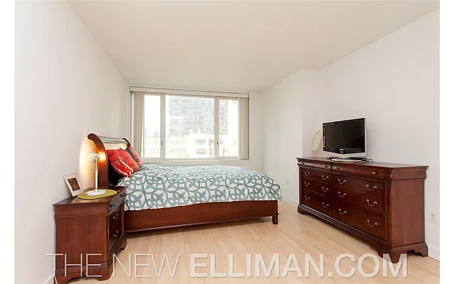 Sold by Douglas Elliman | media 2