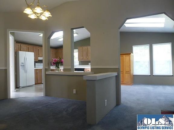2nd image of 2726 E Sunnybrook Mdws