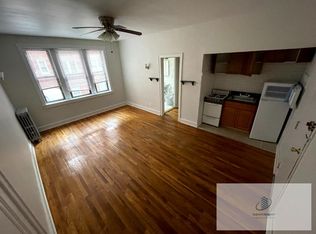 4915 W Belle Plaine Ave APT 114, Chicago, IL 60641