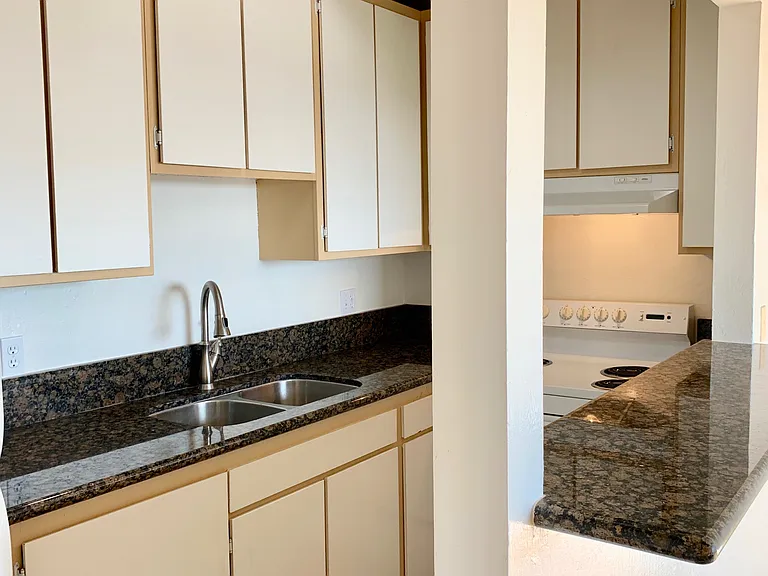 2100 Red Rose Way #26 — Photo 7