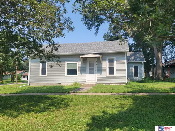 942 Elm St, Seward, NE 68434