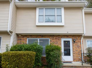 875 Martin Luther King Jr Blvd APT 18, Chapel Hill, NC 27514