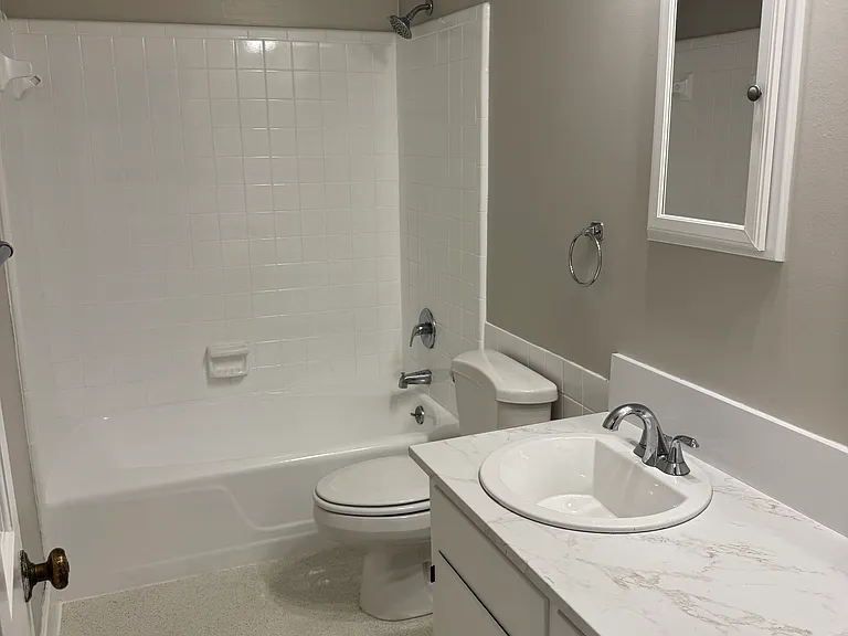 4007 Yadkin Dr — Photo 17