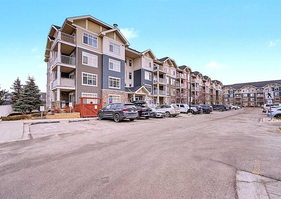 1st image of 155 S Skyview Ranch Way NE #4408