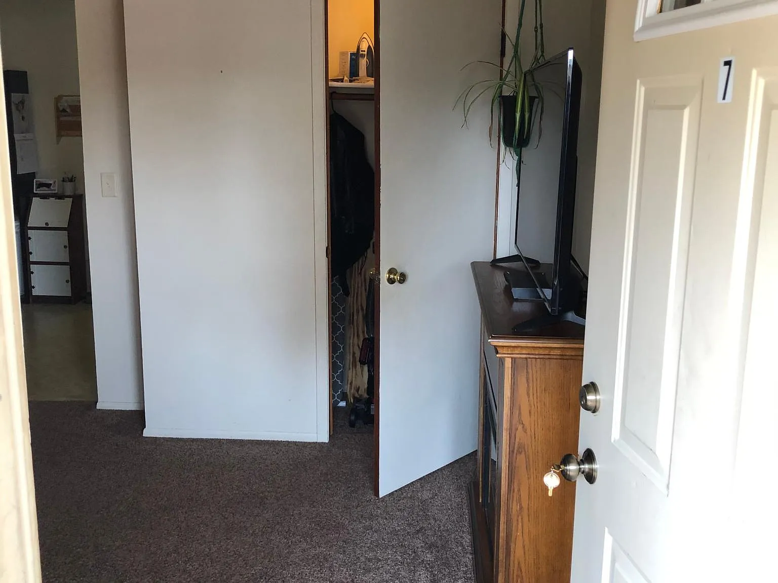 1 bed, 500 sqft, $675 — Photo 2