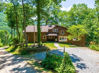 81 Stable Rd, Bryson City, NC 28713