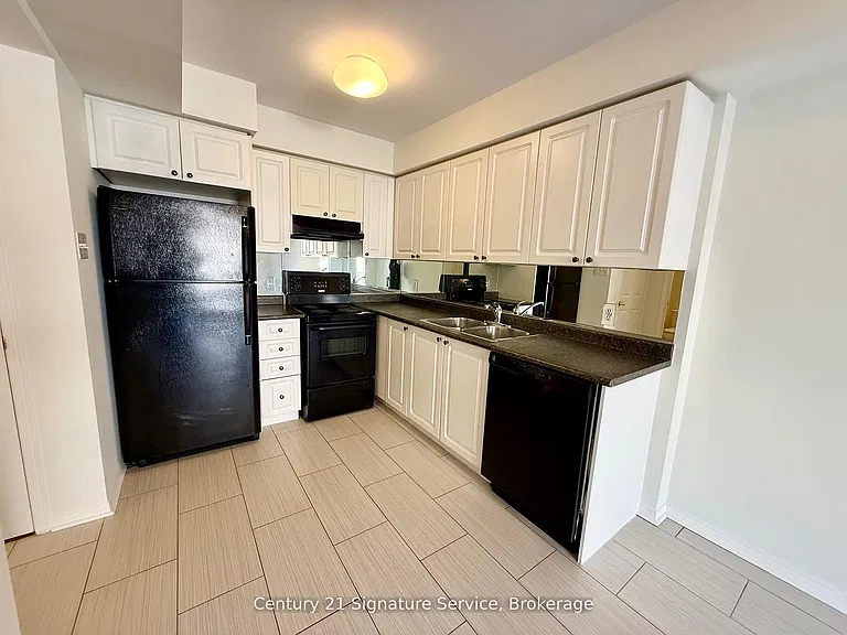 4975 Southampton Dr #302 — Photo 5