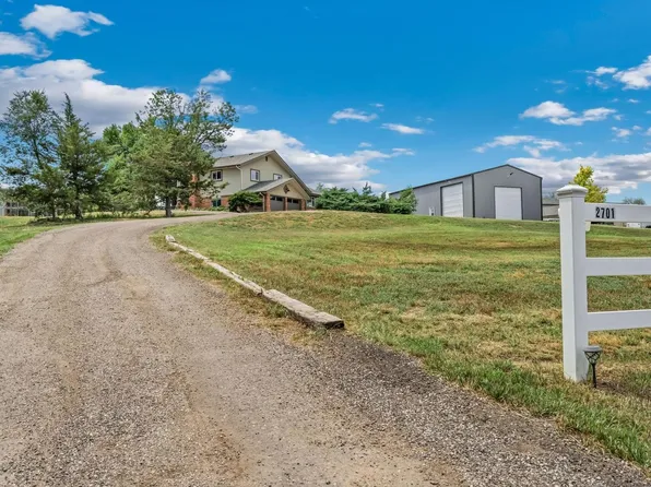 2701 Martingale Dr, Berthoud, CO 80513