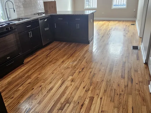 2341 W Montana St APT 1R, Chicago, IL 60647