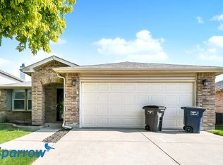 1721 Rialto Way, Justin, TX 76247
