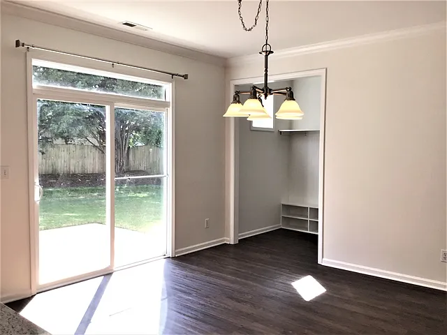 145 Plott Hound Dr — Photo 4
