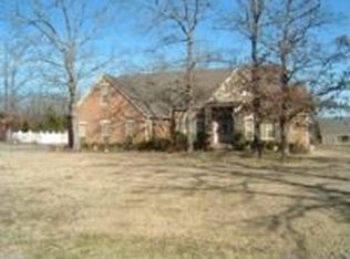 11817 Springridge Dr, Fort Smith, AR 72916