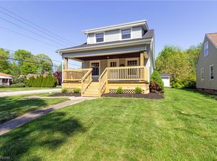 3983 W 220th St, Fairview Park, OH