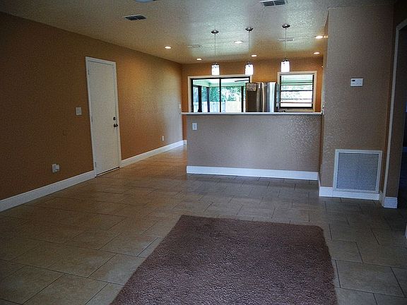 5th image of 1125 Georgia Ave