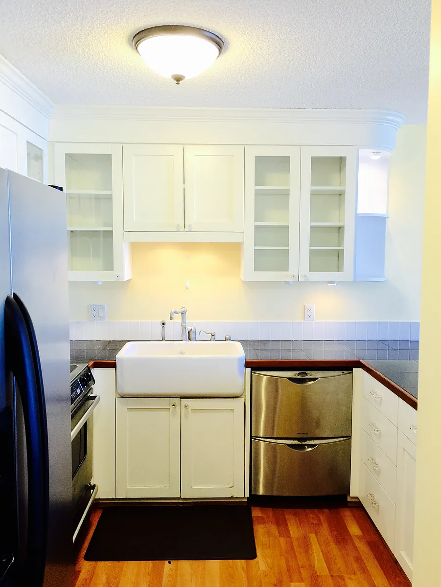 Building Photo - 400 Hobron Ln #3207