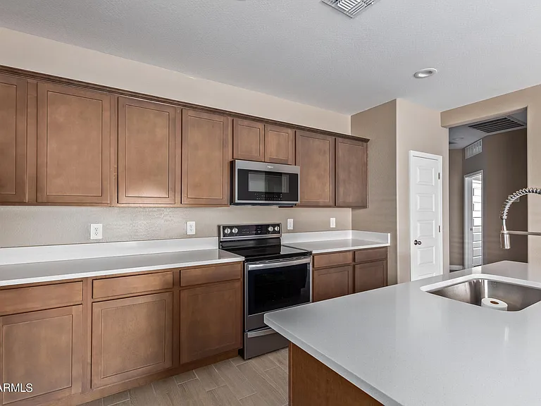 36501 N Senepol St — Photo 13