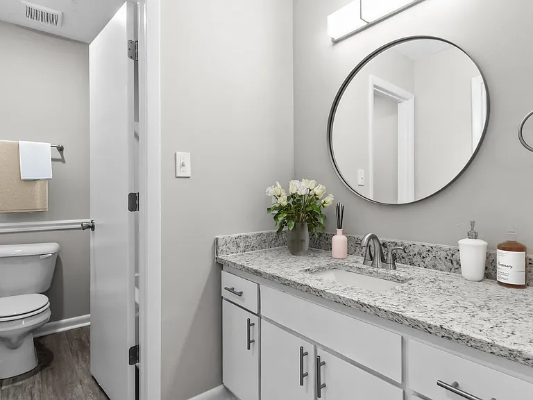 Cooper's Ranch Apartments — Photo 10
